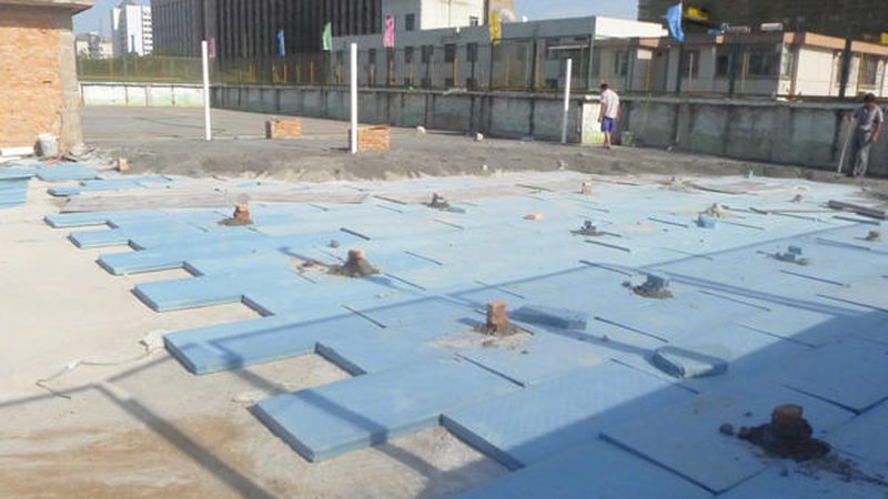 非固化防水涂料：如何精准选择关键参数**